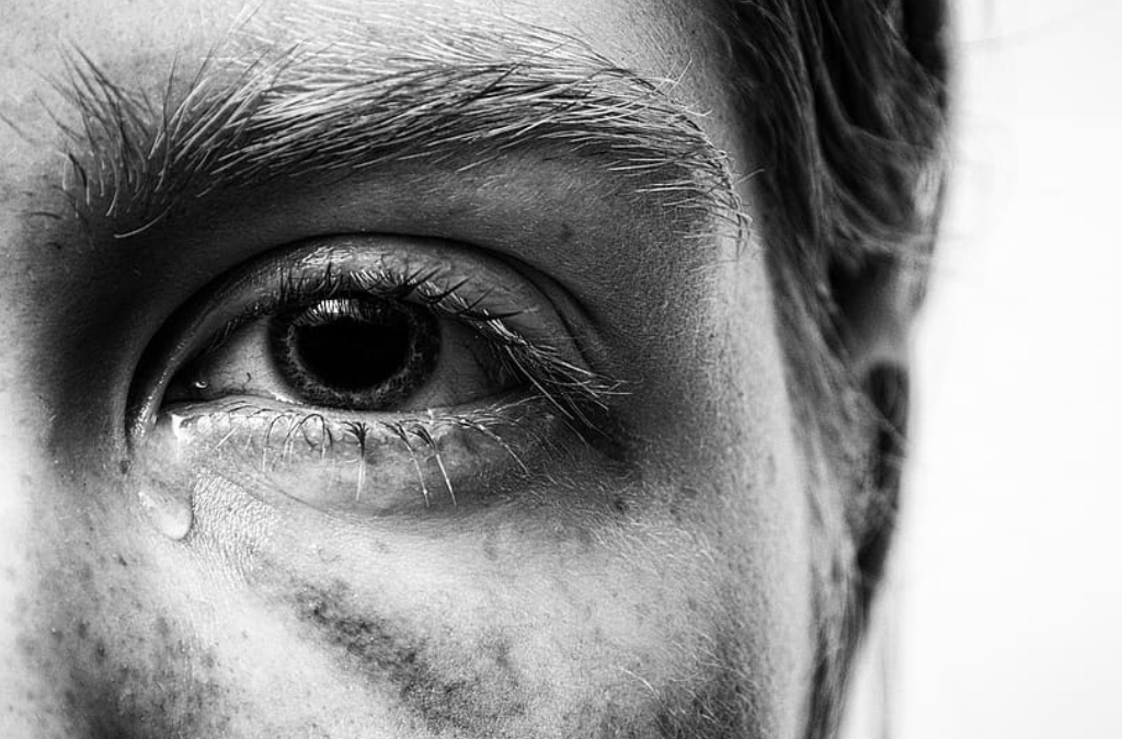 Terapia per il trauma: efficacia, critiche e benefici reali